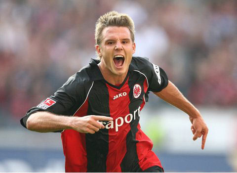 展示了他如 展示了他如